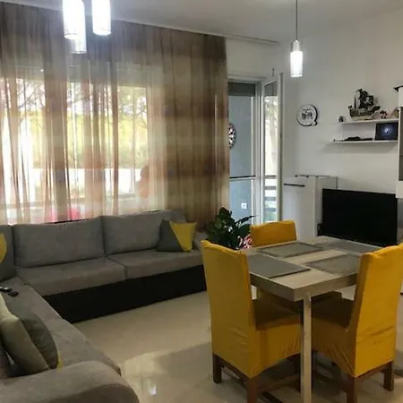Gjiri I Lalzit At Lura 3 Apartment *